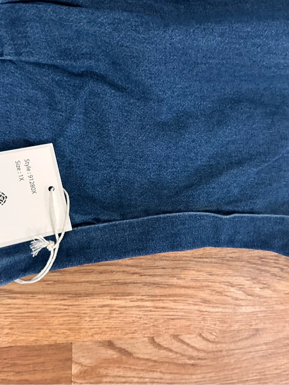 LÉA Blue Denim Button-Front V-Neck Pintuck Top